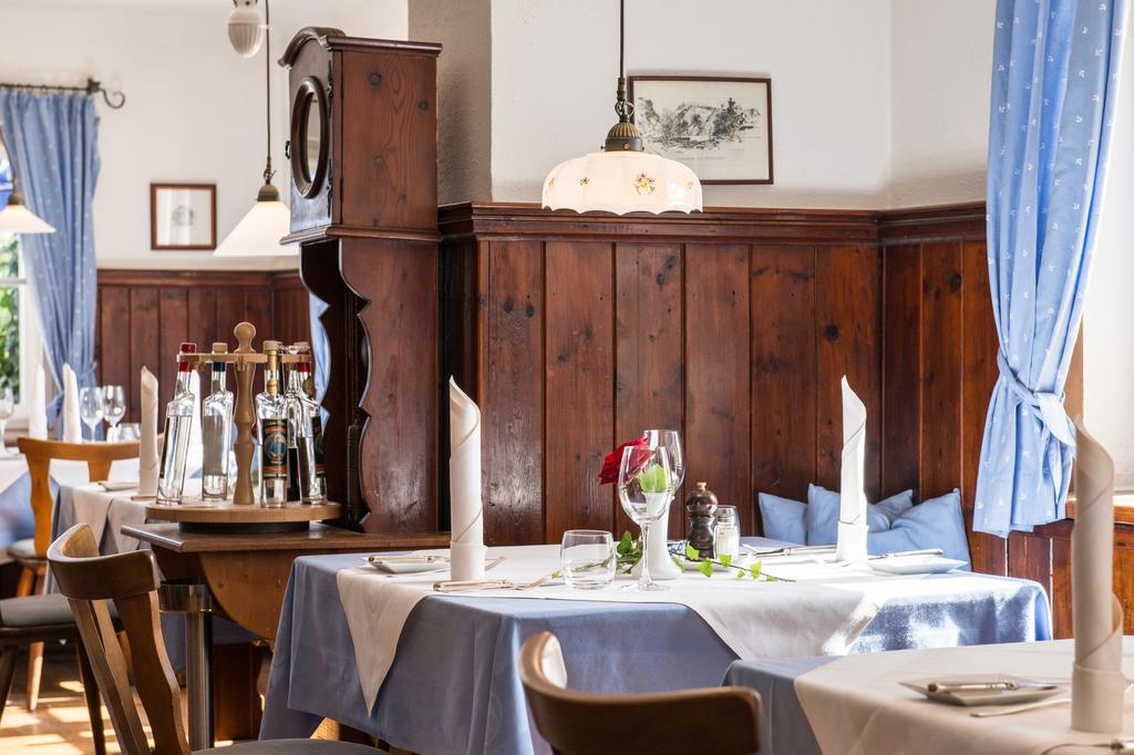 Landgasthof & Restaurant Batzenhaeusl Sankt Gilgen Extérieur photo