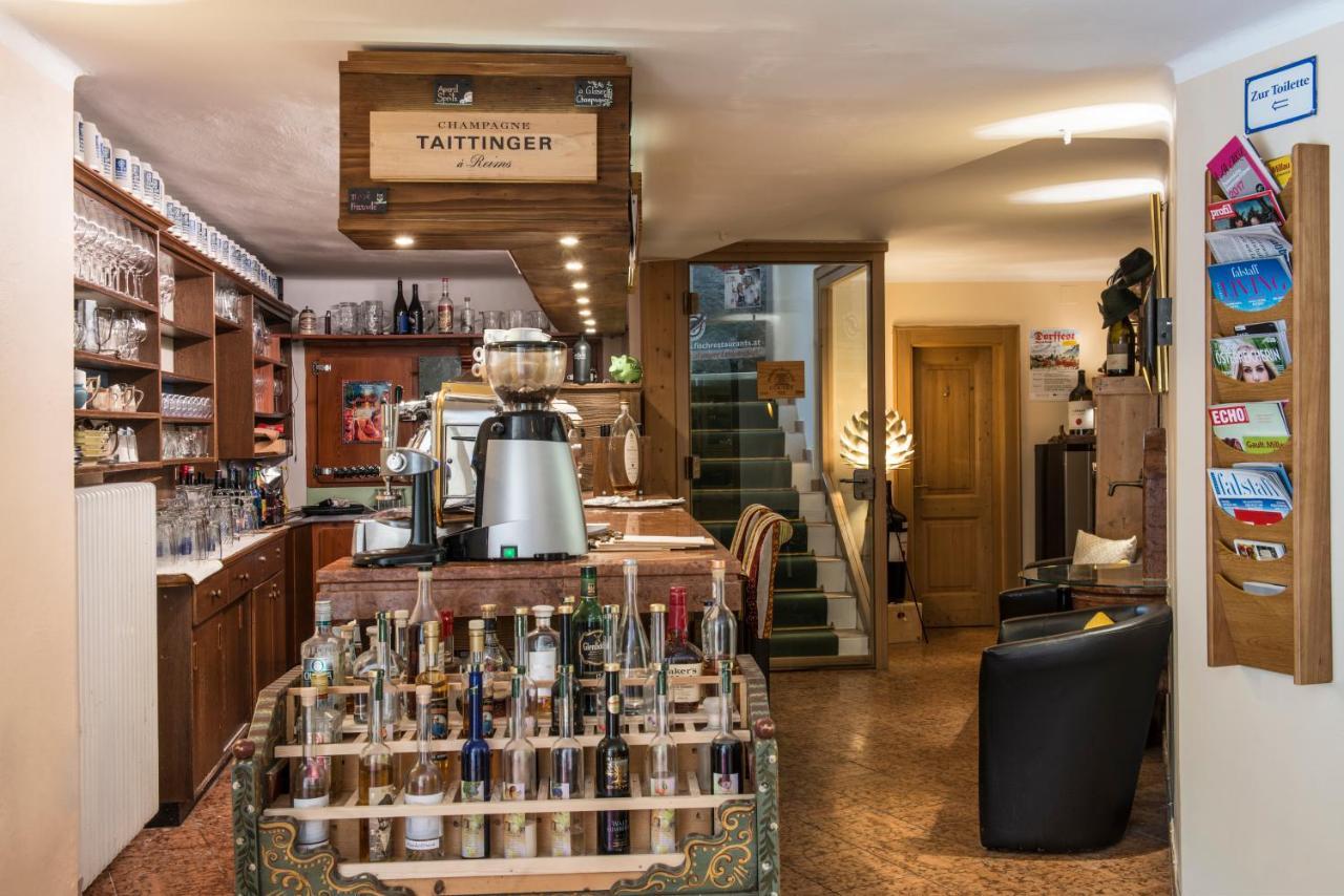 Landgasthof & Restaurant Batzenhaeusl Sankt Gilgen Extérieur photo